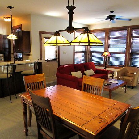 Tremblant Les Eaux - Location Adp Apartment Mont-Tremblant Bagian luar foto