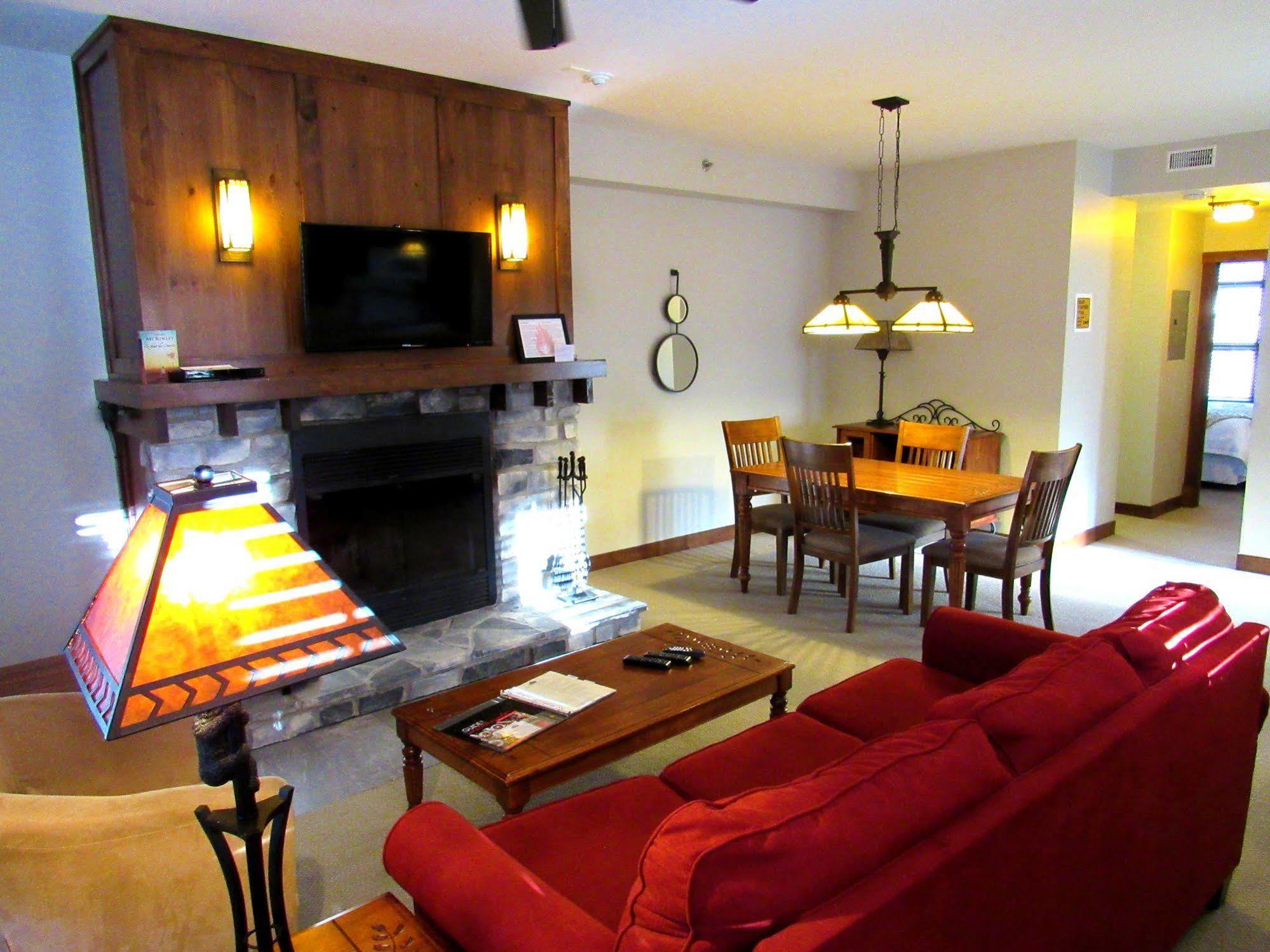 Tremblant Les Eaux - Location Adp Apartment Mont-Tremblant Bagian luar foto