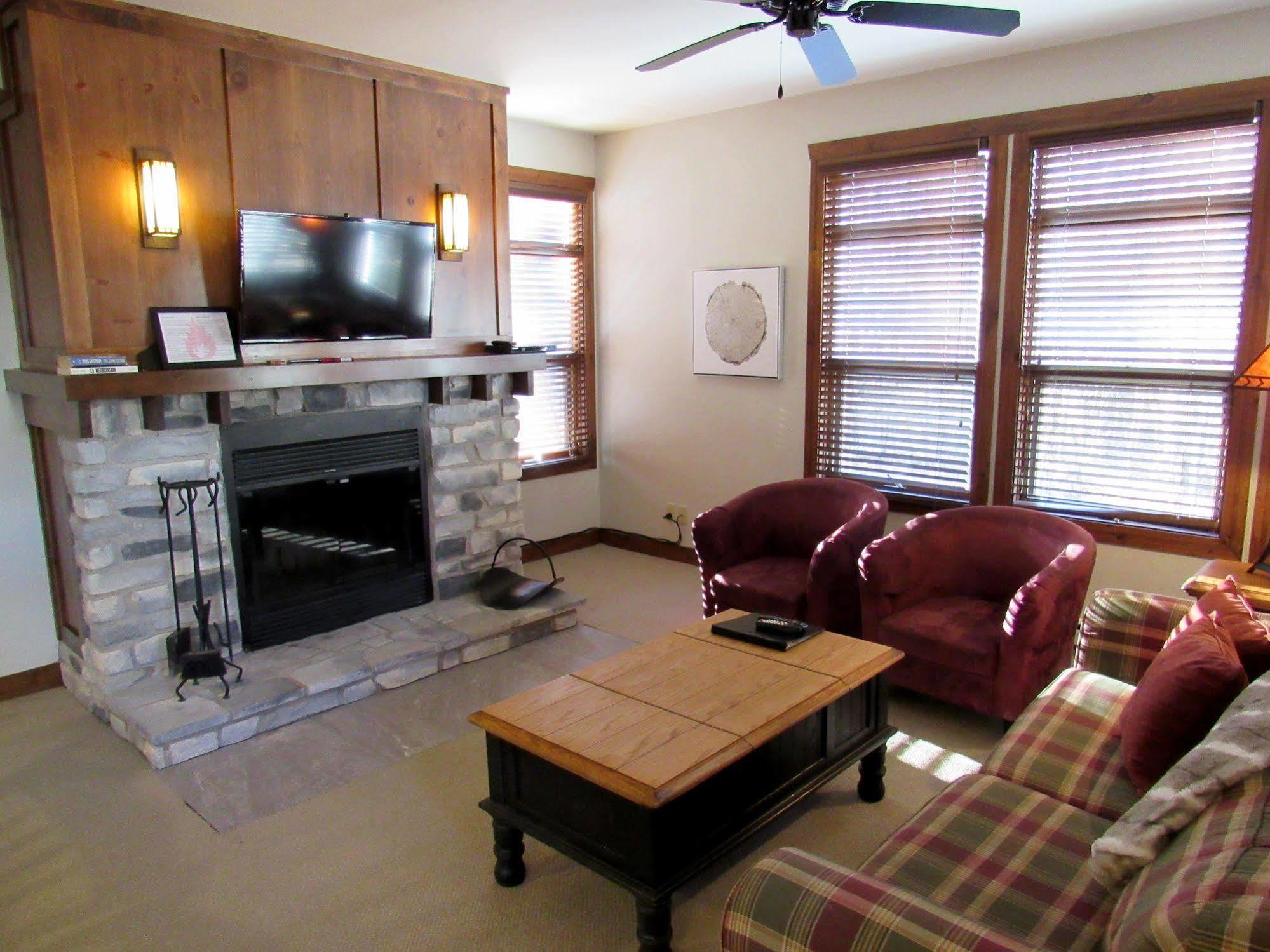 Tremblant Les Eaux - Location Adp Apartment Mont-Tremblant Bagian luar foto