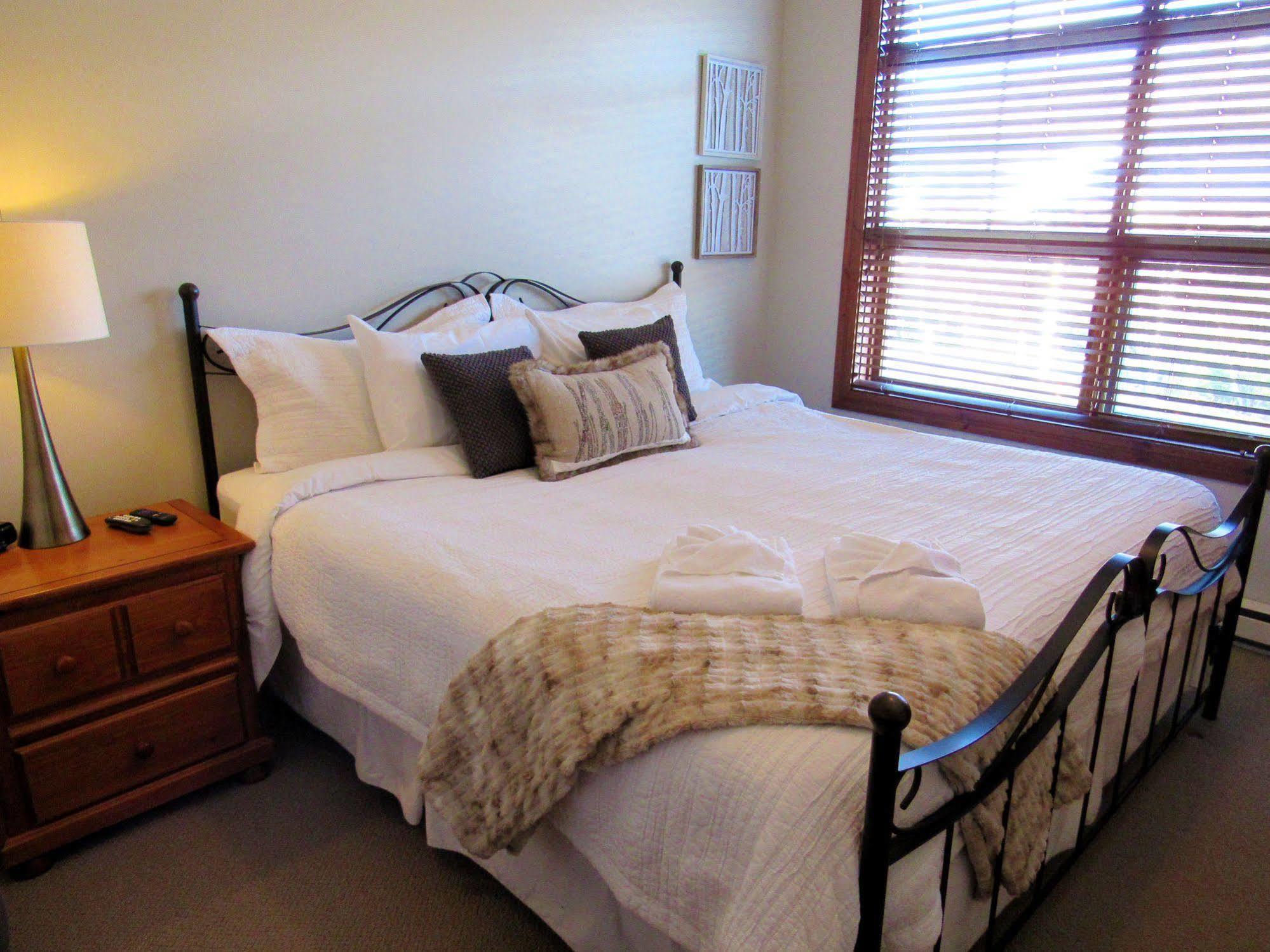 Tremblant Les Eaux - Location Adp Apartment Mont-Tremblant Bagian luar foto