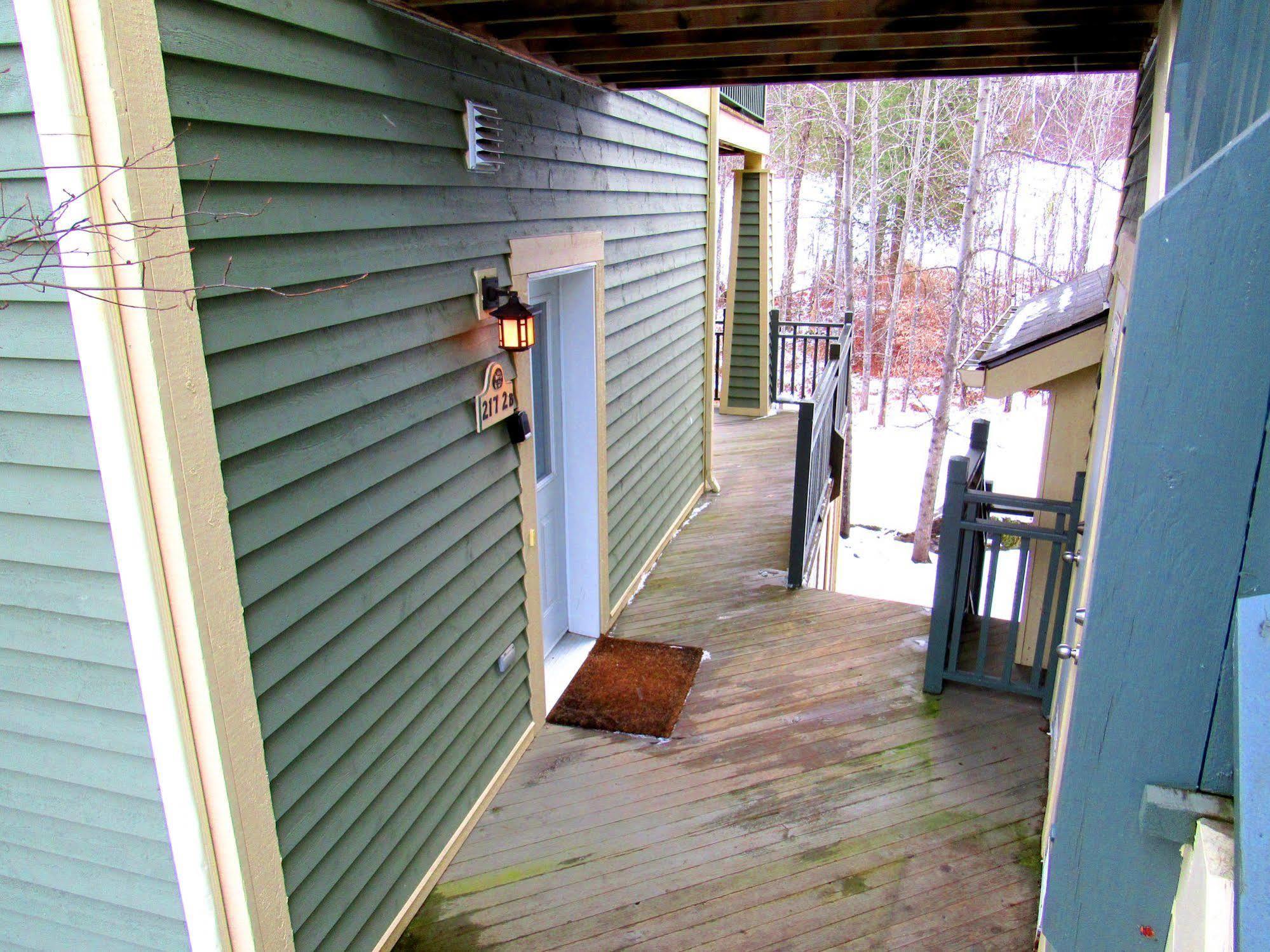 Tremblant Les Eaux - Location Adp Apartment Mont-Tremblant Bagian luar foto